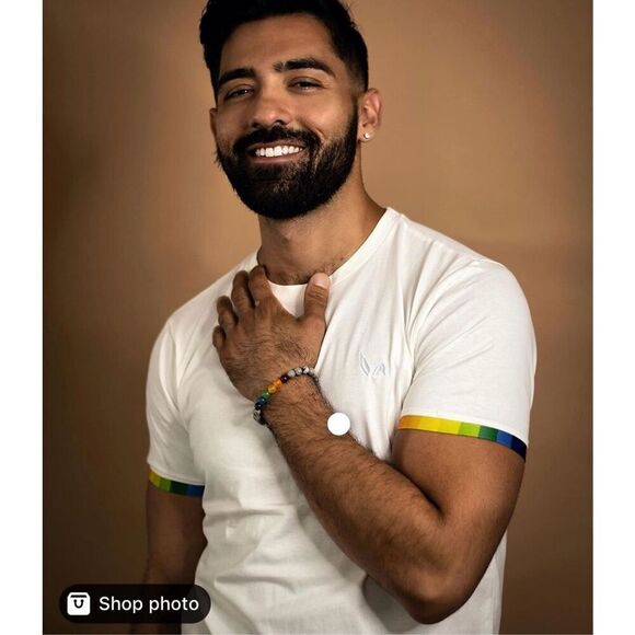 Pride Bunny White Rainbow Cuff T-Shirt sz 22 ( but unisex) NWT LGBTQ - Picture 1 of 8